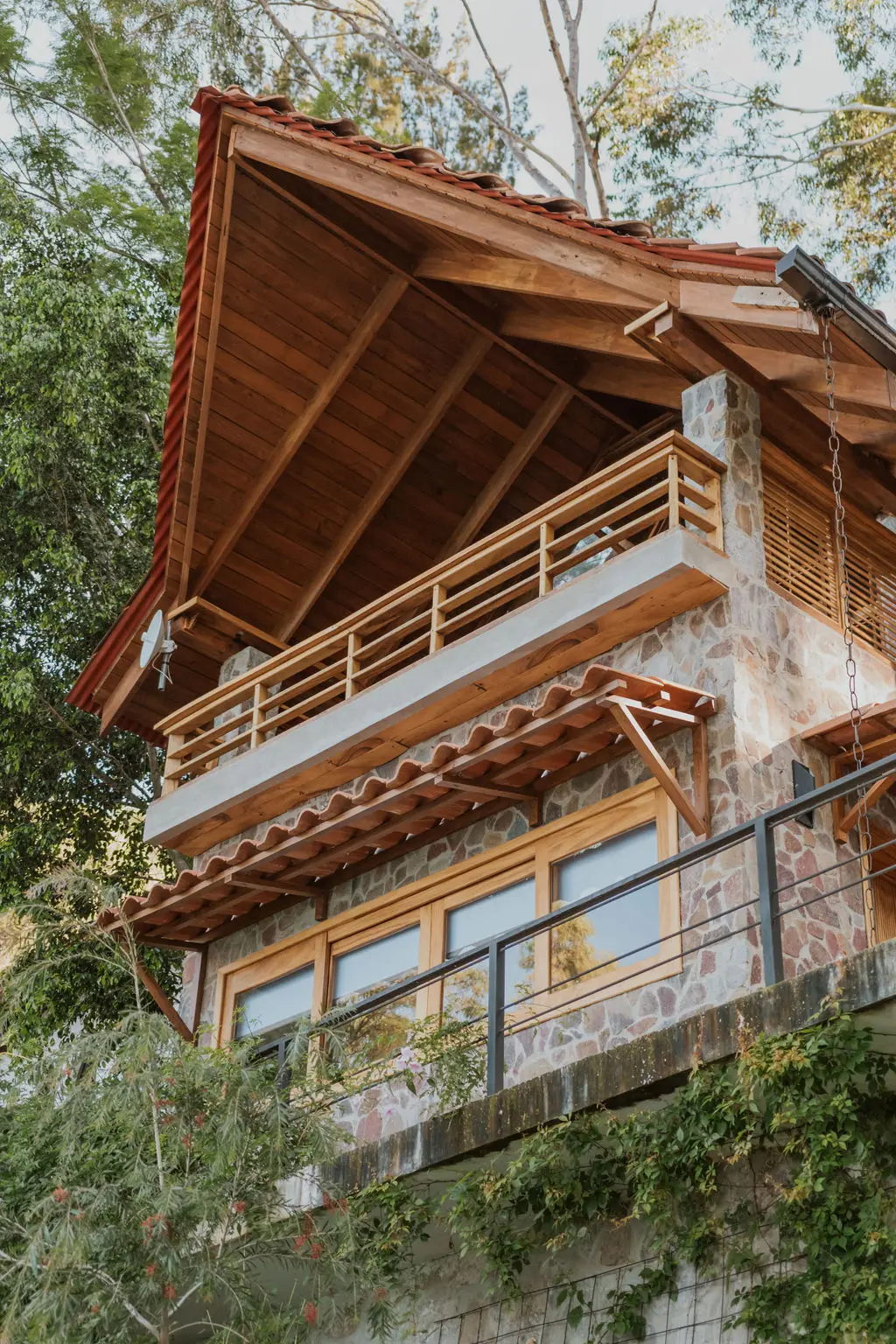 Casita accommodation with lake view at Casa Floresta